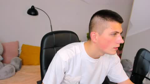 Snapshot of rony_winston chatting on December 2024 08:04:02 PM Rony online show from December 2024 08:04:02 PM