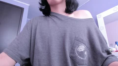 Twelve 3 Inst Twelve 312002 Twitter Room312 2002 online show from February 2025 06:05:02 PM