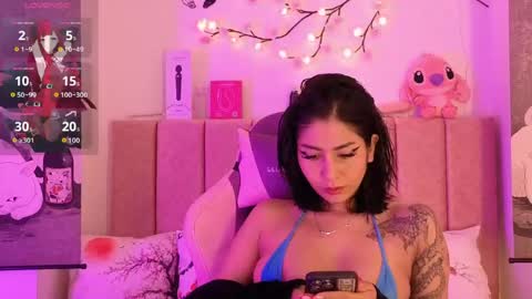Snapshot of roose_eva chatting on May 2026 11:06:01 AM roose eva online show from May 2026 11:06:01 AM