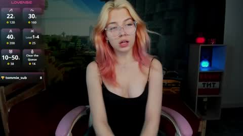 Snapshot of rosahayes chatting on April 2026 08:35:02 AM Call me Rosa online show from April 2026 08:35:02 AM