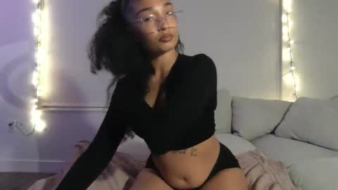 Rosalina online show from April 2026 04:33:02 AM