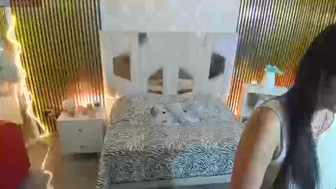 ROSALIN online show from September 2025 12:49:01 PM