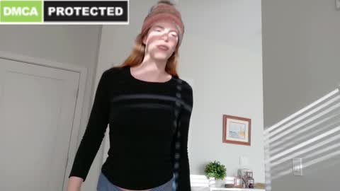 rose77782 online show from December 2024 02:11:01 PM