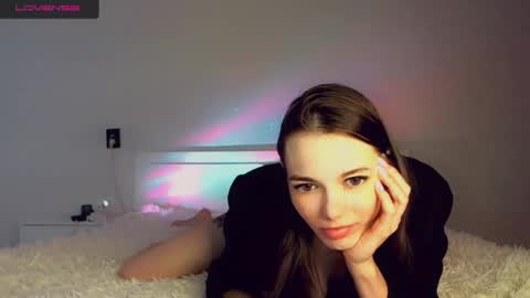 rose__luck online show from February 2025 03:19:01 PM