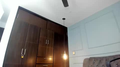 rose__monroe online show from December 2025 07:41:01 PM