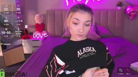 Kimberlly online show from February 2026 12:00:02 AM