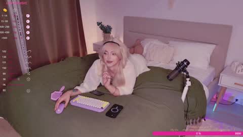 Rose    online show from December 2024 09:37:01 PM