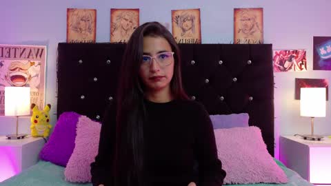 Snapshot of rose_smiley1 chatting on April 2026 05:49:02 AM Rose online show from April 2026 05:49:02 AM