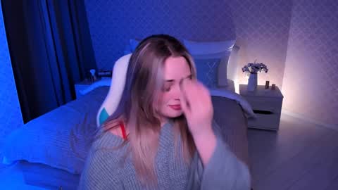 Rose online show from December 2024 01:43:01 PM