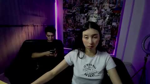 Snapshot of roseandviktor23 chatting on September 2025 04:28:01 AM Rose Sins and Don Viktor online show from September 2025 04:28:01 AM