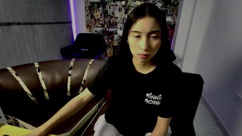 Snapshot of roseandviktor23 chatting on October 2025 11:38:01 PM Rose Sins and Don Viktor online show from October 2025 11:38:01 PM