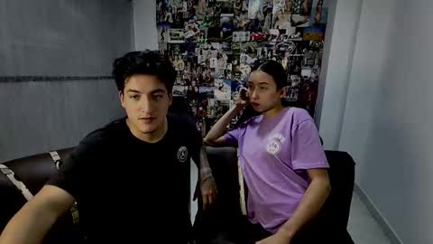 Snapshot of roseandviktor23 chatting on October 2025 03:09:02 AM Rose Sins and Don Viktor online show from October 2025 03:09:02 AM