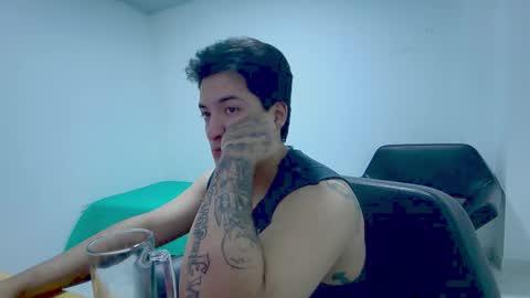 Snapshot of roseandviktor23 chatting on November 2025 11:58:01 PM Rose Sins and Don Viktor online show from November 2025 11:58:01 PM