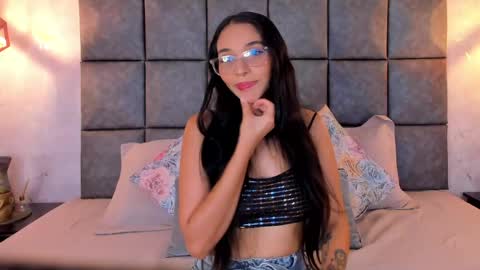 roseaurora online show from June 2026 10:40:01 AM