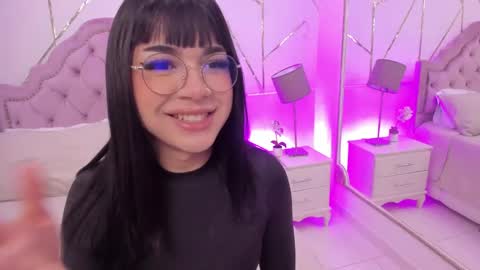 Rose online show from January 2025 01:04:02 PM