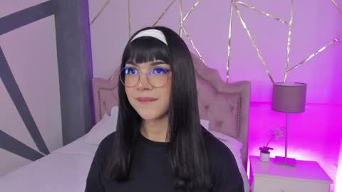 Rose online show from February 2025 01:33:02 PM