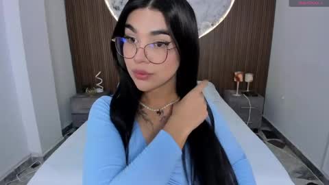 Rose online show from May 2026 01:06:01 PM