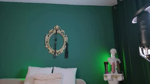 rosedelic online show from October 2025 01:48:02 AM