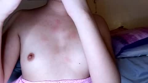 Snapshot of rosedollxc chatting on February 2026 10:08:02 AM Rose online show from February 2026 10:08:02 AM