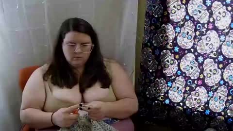 roseemeraldof online show from March 2026 08:15:02 PM