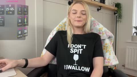 rose97 online show from October 2025 09:00:01 AM