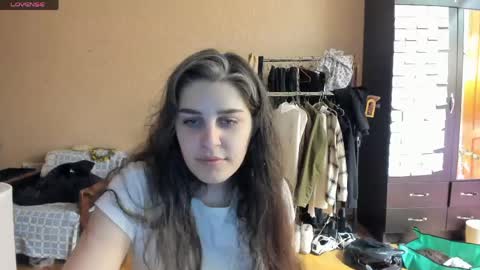 Snapshot of roselina_ chatting on May 2026 06:24:01 PM Rose online show from May 2026 06:24:01 PM