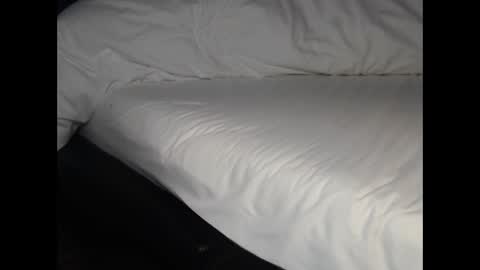 Jake online show from November 2025 11:40:01 PM