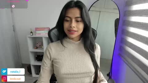 Nat online show from November 2025 02:39:02 PM