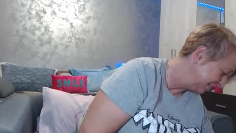 Snapshot of roses_and_lillies chatting on February 2026 06:28:01 PM Lovepinklilly online show from February 2026 06:28:01 PM