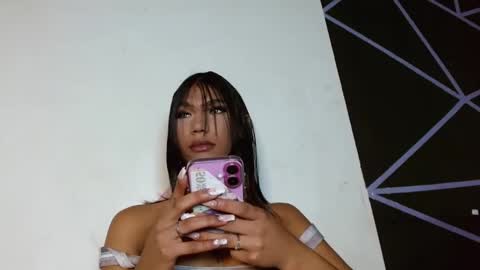 Rosettahott online show from June 2026 08:35:01 PM