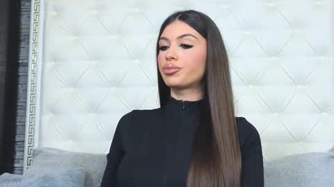 Gabriela online show from November 2025 07:51:02 AM