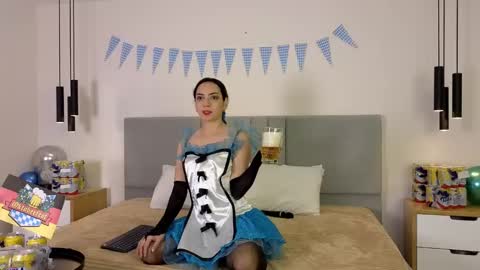 rosewilsom online show from September 2025 01:03:01 PM