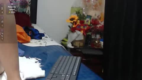 roshy online show from October 2025 06:17:02 PM