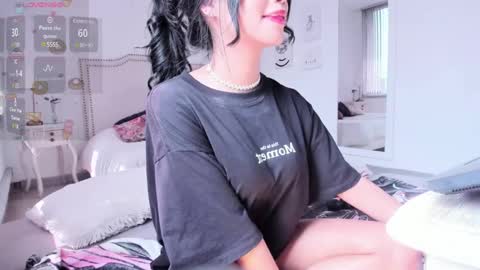 Rosieeee  online show from January 2025 06:27:02 PM