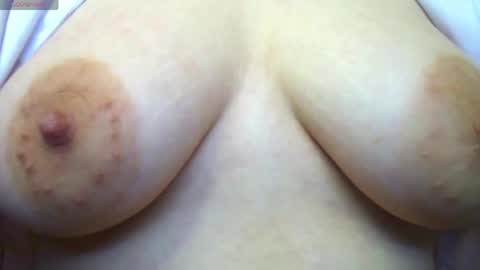 Snapshot of rosienana chatting on May 2026 05:10:01 PM RosieNana online show from May 2026 05:10:01 PM