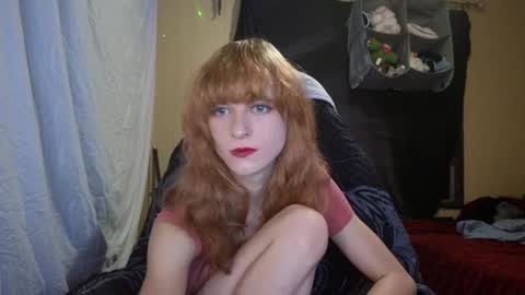 Rosieneko2033 online show from November 2025 09:58:01 AM