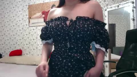 Snapshot of rosierosa chatting on March 2025 03:27:01 PM Rosie is waiting for YOU online show from March 2025 03:27:01 PM