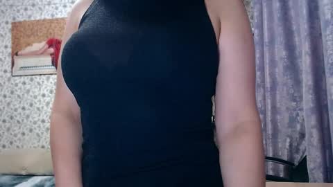 Snapshot of rosierosa chatting on October 2025 04:57:02 AM Rosie is waiting for YOU online show from October 2025 04:57:02 AM