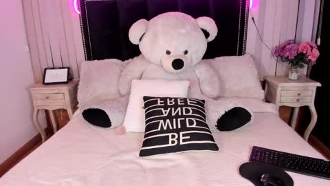 Rosita se online show from November 2025 02:54:01 AM