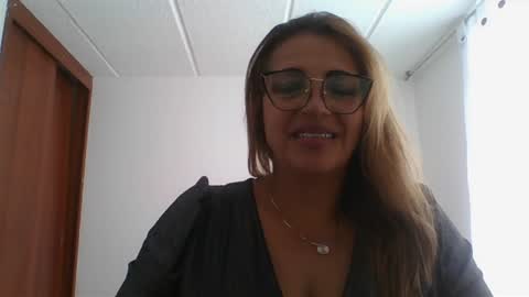 Rossana  online show from February 2025 07:59:02 PM