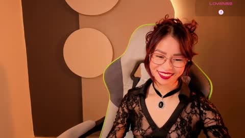 Snapshot of rosse_98_ chatting on May 2026 04:04:02 PM Miss Rosse online show from May 2026 04:04:02 PM
