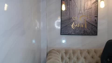 rosse jeane v online show from March 2026 01:28:01 PM