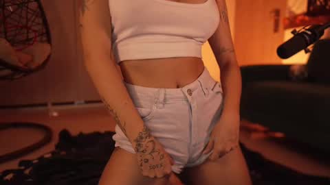 Rossey online show from March 2025 02:17:02 AM