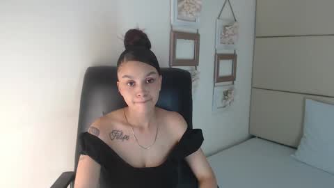 Rossi online show from February 2025 07:04:02 PM