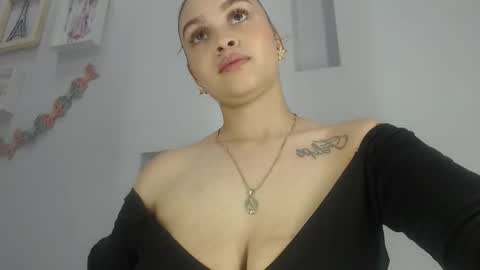 Rossi online show from November 2025 04:45:02 AM