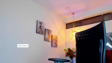 Snapshot of rossi_ss1 chatting on September 2025 03:28:01 AM Ross online show from September 2025 03:28:01 AM