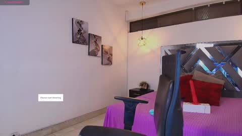 Snapshot of rossi_ss1 chatting on November 2025 04:40:01 AM Ross online show from November 2025 04:40:01 AM