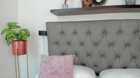 rossie_lanie_ online show from January 2026 12:43:02 PM