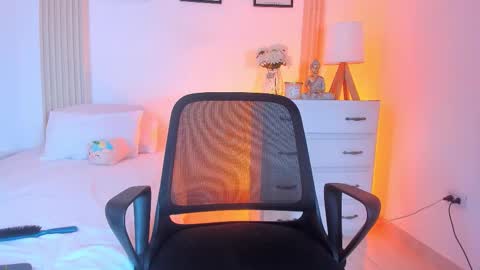 Snapshot of rossy_x chatting on November 2025 05:11:01 PM rossy_x online show from November 2025 05:11:01 PM