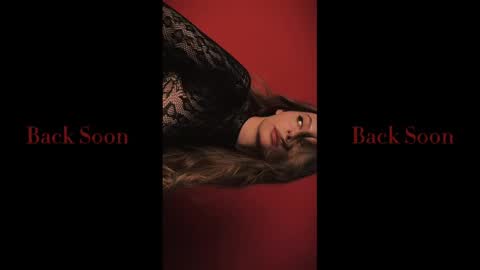 rosy_black_ online show from April 2026 07:15:02 PM